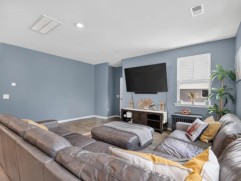 164 Garden Lily Ln — Photo 9