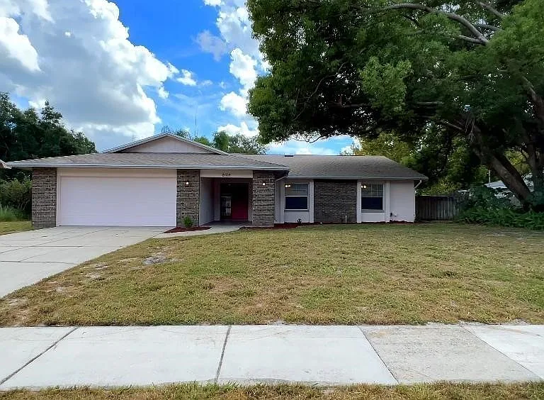 8108 Bluestar Cir — Photo 1