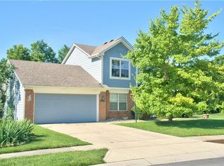 531 Raintree Dr, Avon, IN 46123