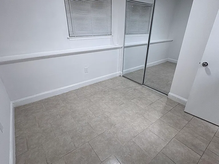 709 Elkhurst Pl — Photo 6