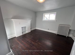 959 Main St E #1, Hamilton, ON L8M 1N1