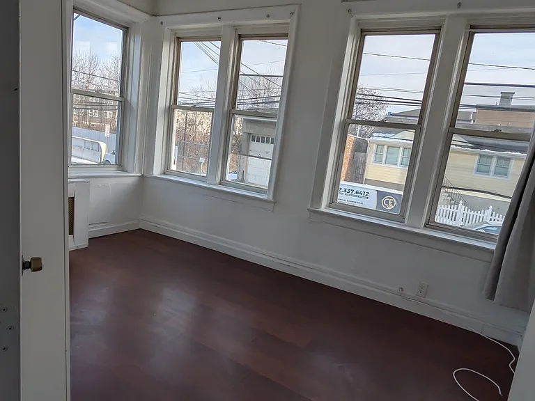 87 Chestnut Ave #1F — Photo 9