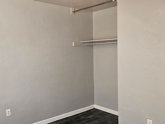 4th image of 424 N Charles St #2