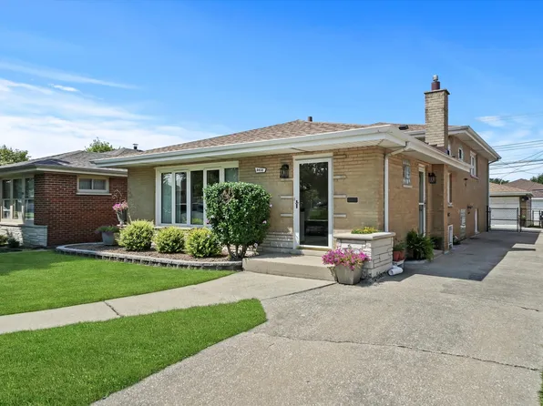 8450 S Kolin Ave, Chicago, IL 60652