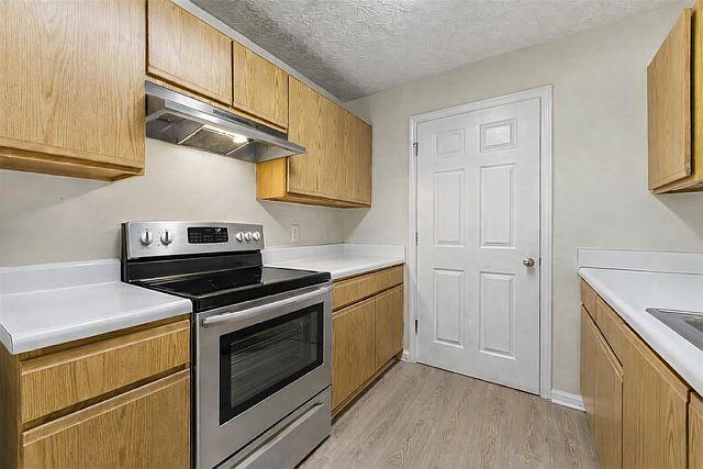 1st image of 1202 Fairington Village Dr #1202