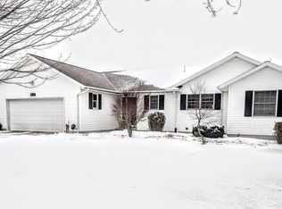 6332 Pratt Lake Ave SE, Alto, MI 49302