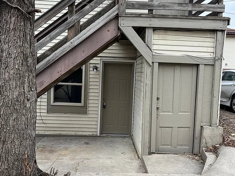 1105 Main St #C — Photo 3