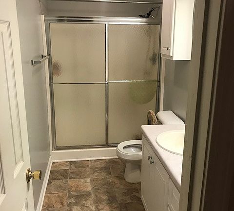 5th image of 139 Thorn Tree Ln