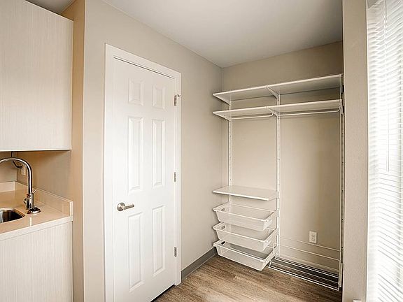 2nd image of 1811 20th Ave Unit A4