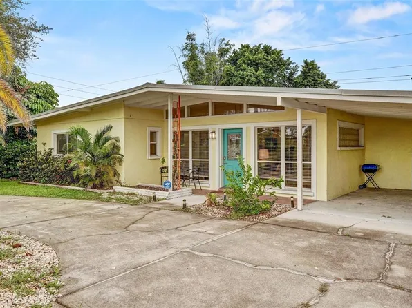 2845 Wood St, Sarasota, FL 34237