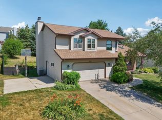 903 N Division St, Waunakee, WI 53597