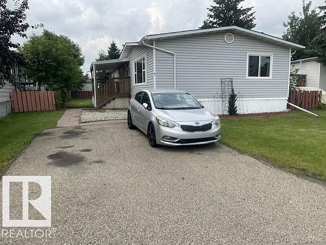 1st image of 5 Cliff Cres NW