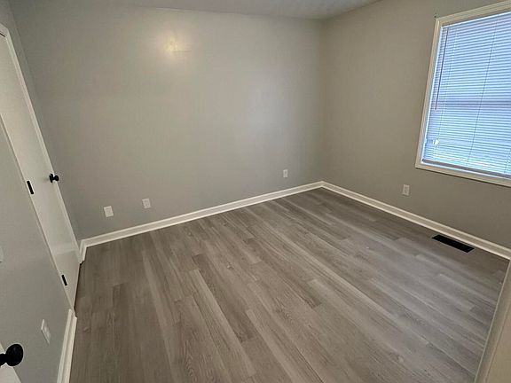 5th image of 202 Windham Hill Ct