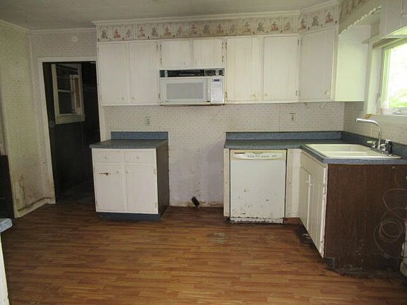 5th image of 67 High Street