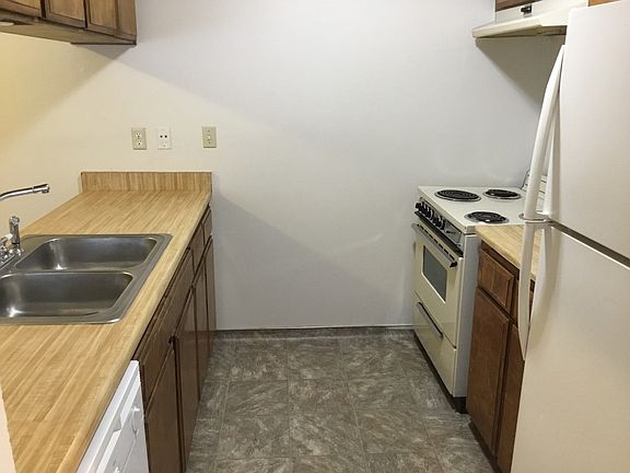 5th image of 563 W Alamos Ave #C