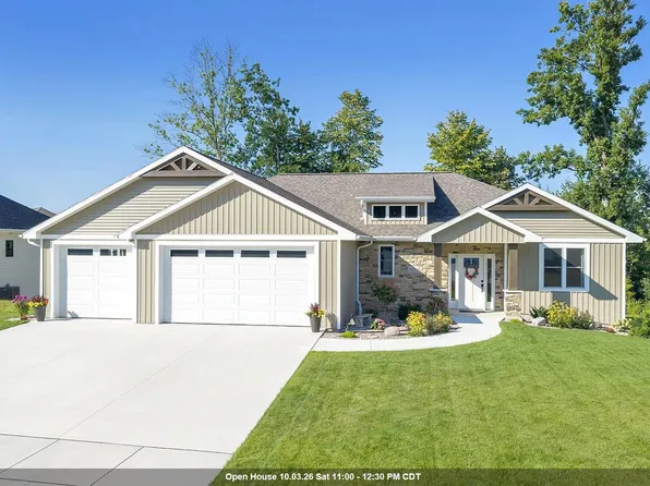 3220 Eclipse Dr, Green Bay, WI 54311