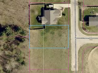 56593 Sun Ray Dr, Elkhart, IN 46516