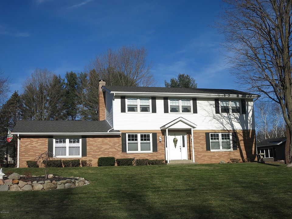 1st image of 1130 Dogwood Dr
