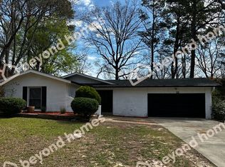 21 Queenspark Rd, Little Rock, AR 72227