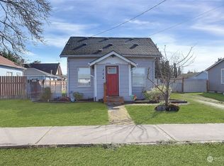 304 Calistoga St W, Orting, WA 98360