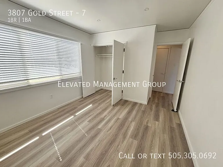 3807 Gold St #7 — Photo 6
