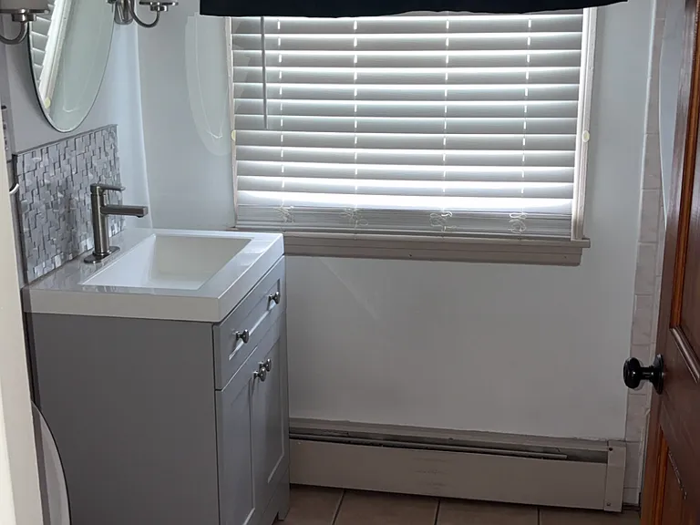 13 Warner St #2 — Photo 5