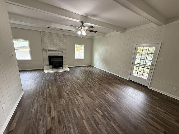 5th image of 110 Rolling Oaks Dr