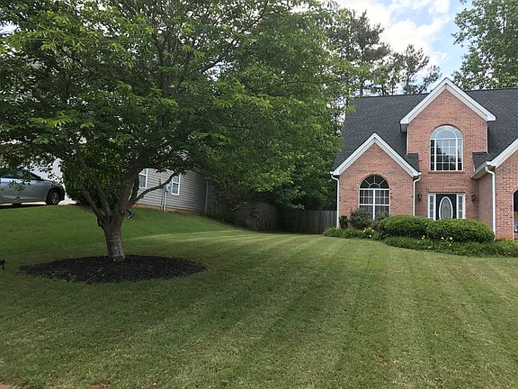 Emaculate Lawn