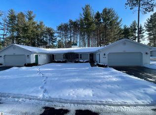 5591 Millbrook Dr #45, Williamsburg, MI 49690