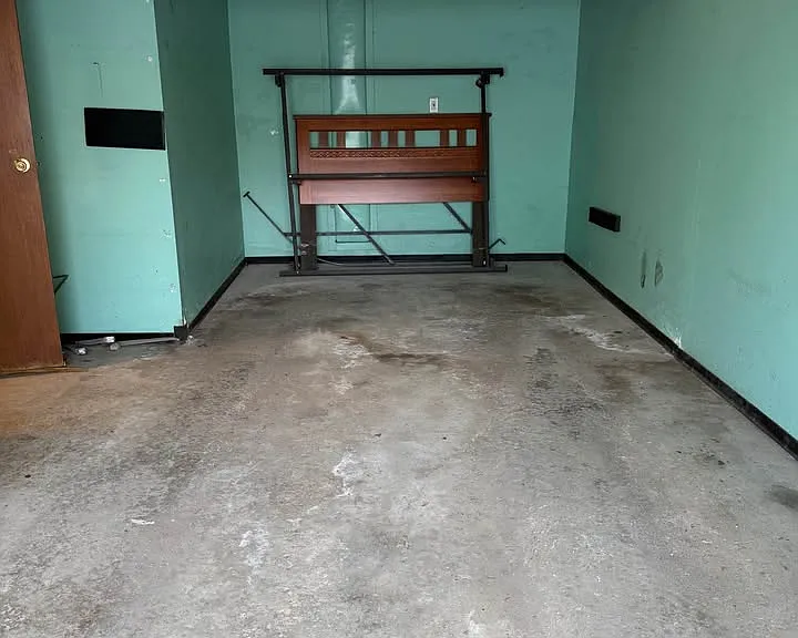 103 Raleigh Ct — Photo 11