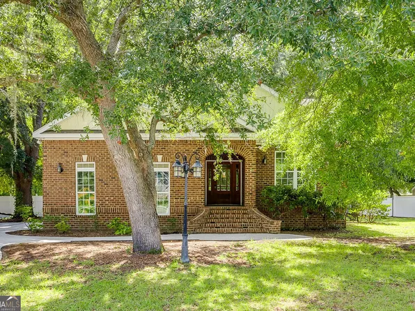 104 Myrtlewood Ct, Guyton, GA 31312