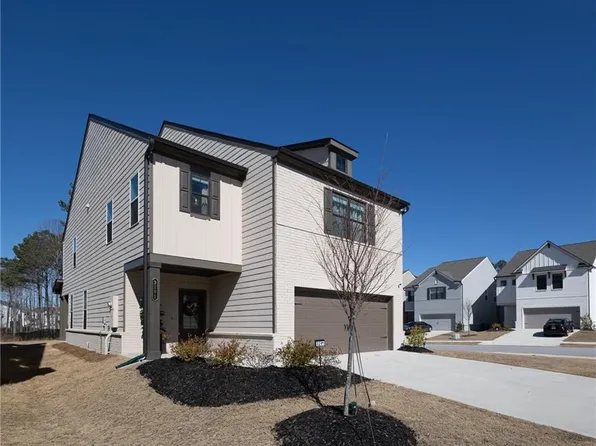 3291 Westgate Park Dr, Loganville, GA 30052