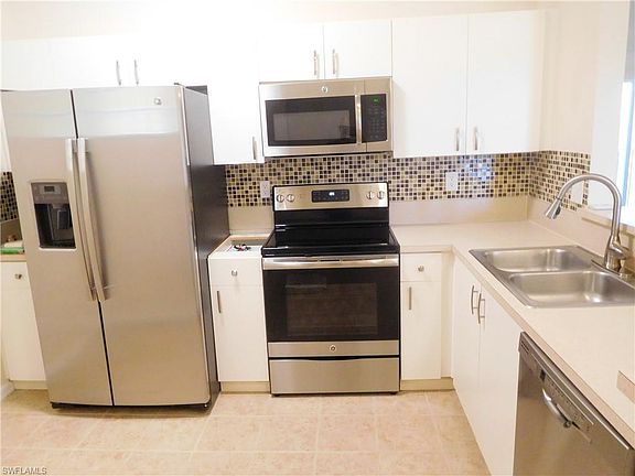 4th image of 4133 Bellasol Cir APT 326