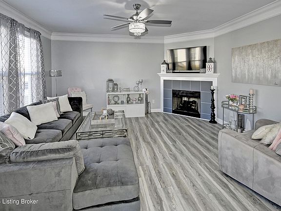 4th image of 7030 Beamtree Dr