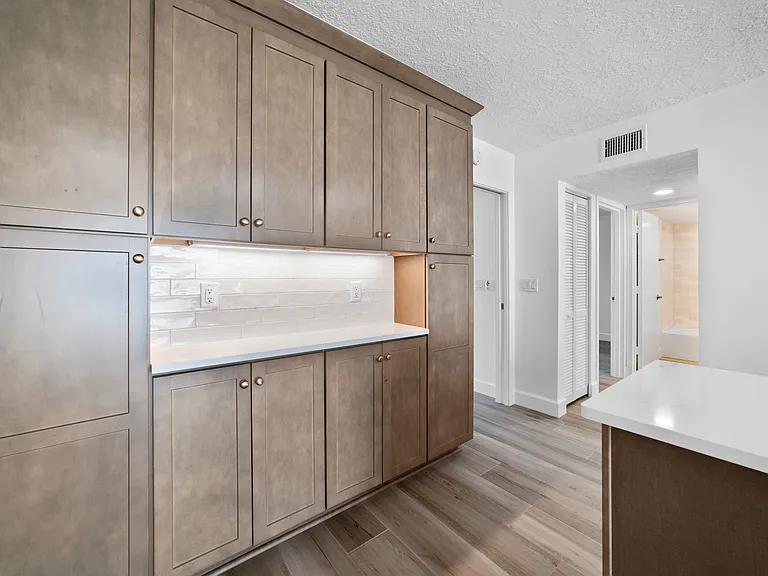 2200 Ocean Dr S #3C — Photo 21