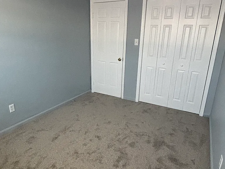 400 Advocate Ct #E — Photo 17