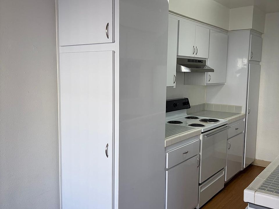 1st image of 5575 Keoncrest Cir APT 3