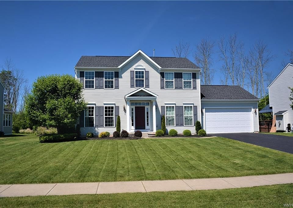 1st image of 24 Waterford Park