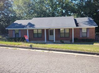 3319 Saddlebrook Dr, Hephzibah, GA 30815