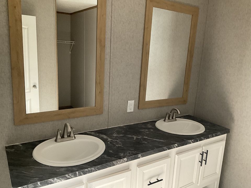2nd image of 2600 W Michigan Ave Lot 13-E