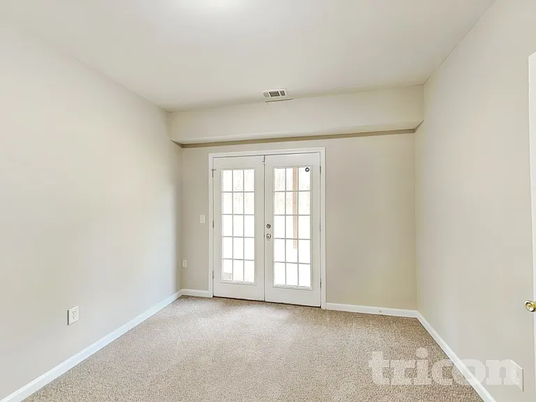 15 Magnolia Dr — Photo 24
