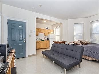 2nd image of 98 Moreland St #2