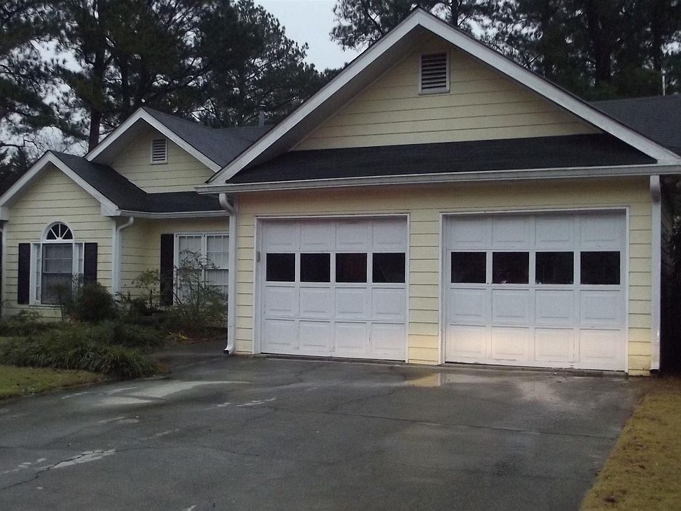 1st image of 4175 Fox Chase Dr