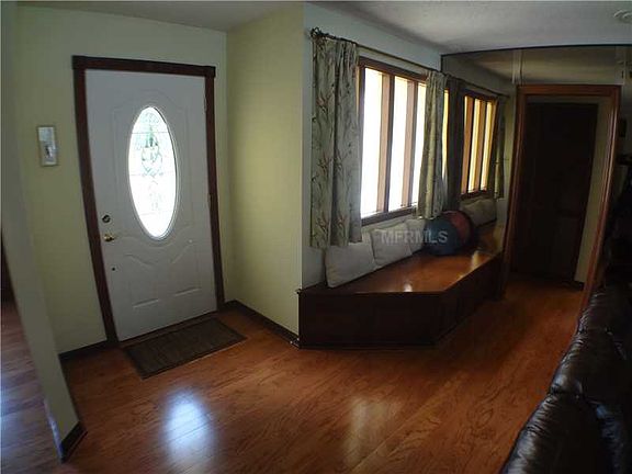 3rd image of 148 Margate Mews