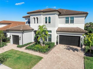 9080 Parkland Bay Dr, Parkland, FL 33076
