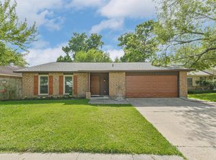 2718 Quail Run Dr, Humble, TX 77396