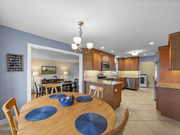 3rd image of 101 Havens Drive