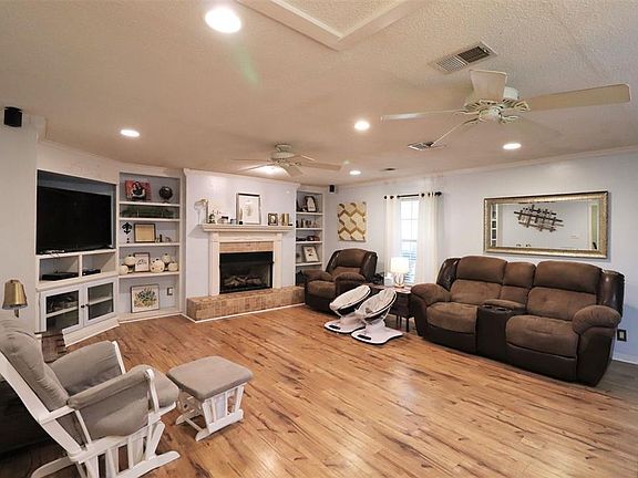 4th image of 205 Susan Dr