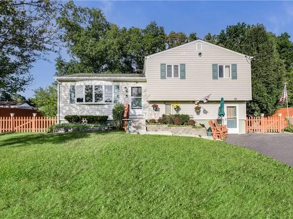 9 Addison Road, Fishkill, NY 12524