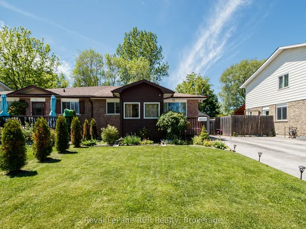 92 Alice St, Collingwood, ON L9Y 3S1